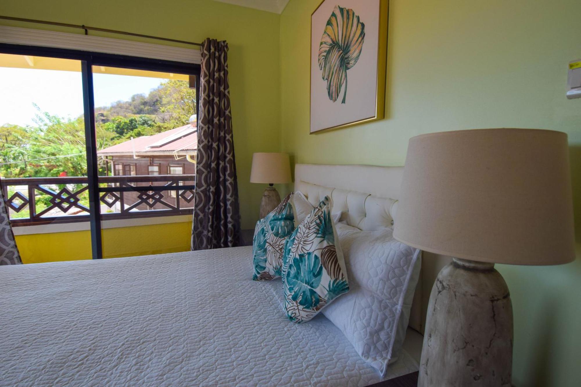 Sea Piton View Apartment- Location, Convenience, Modern Living Soufriere Luaran gambar